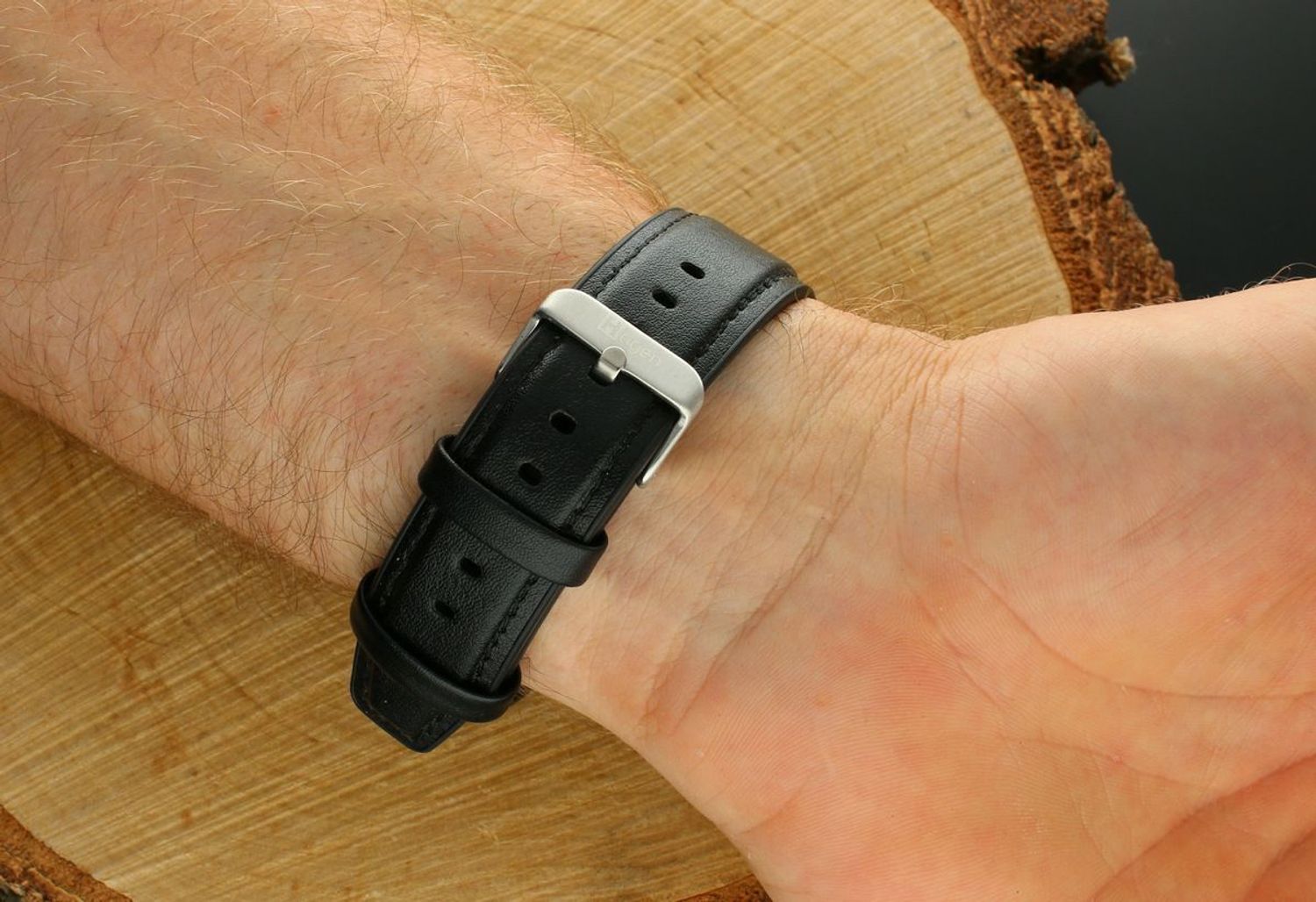 Wieloletnie doświadczenie zaowocowało stworzeniem dopracowanych w każdym detalu zegarków dla ludzi wymagających oraz aktywnych fizycznie. Niebanalny wygląd i 1.jpg